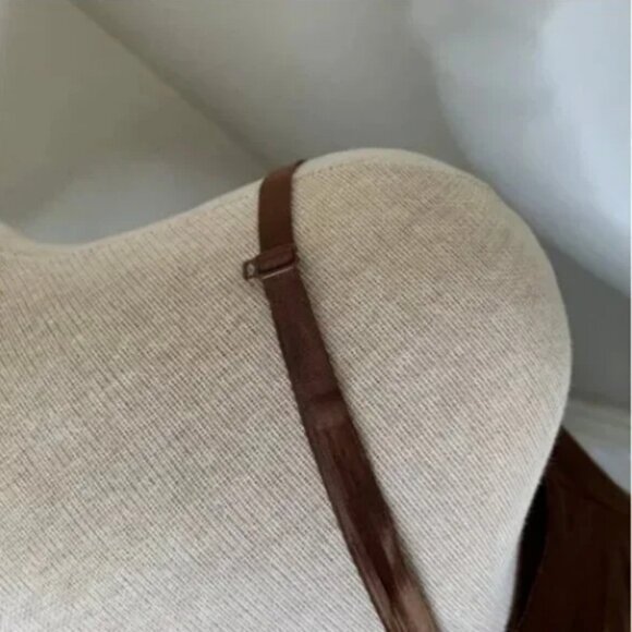 Spanx The SB Sweep Slip Convertible Straps Shape Wear in Copper Size Medium - Picture 8 of 9